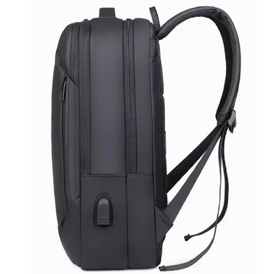 Duży, wielofunkcyjny, wodoodporny laptop z USB
